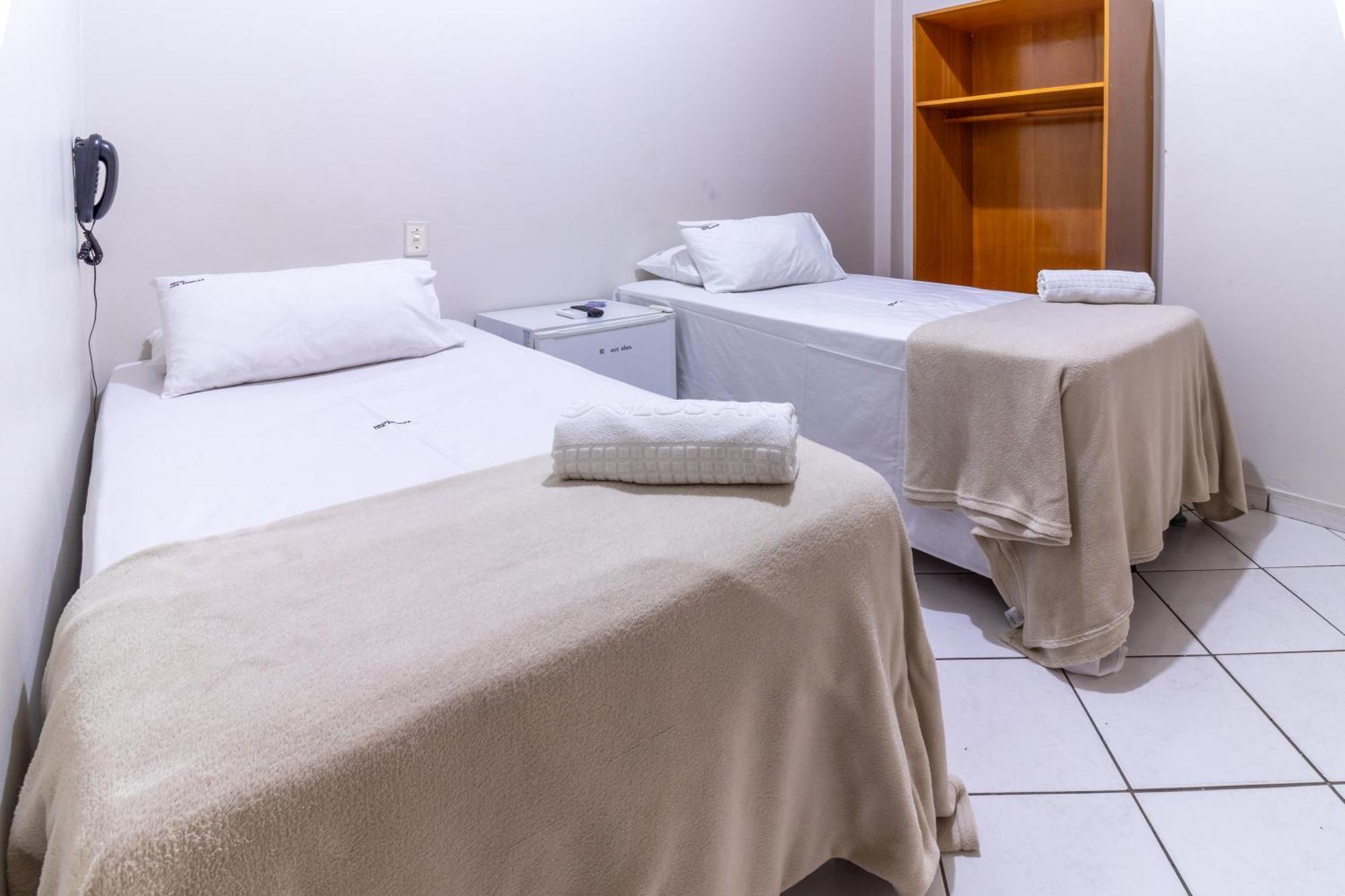 Hotel Los Angeles Куаба Екстериор снимка
